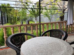 Een balkon of terras bij Rest and go on