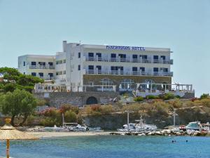 Imagen de la galería de Pandrossos Hotel - Paros, en Parikia