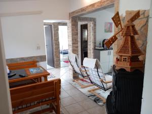 Posezení v ubytování Familien Ferienhaus Vir Croatia 150m Strand Restaurant Einkaufen