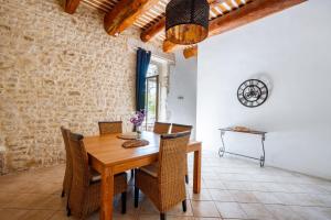 Φωτογραφία από το άλμπουμ του La Bastide des Joncquiers στο LʼIsle-sur-la-Sorgue