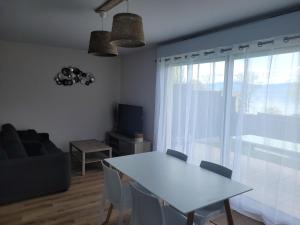 Fotografie z fotogalerie ubytování Appart Thonon-Corzent v destinaci Thonon-les-Bains