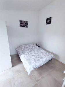 Posteľ alebo postele v izbe v ubytovaní R10 Idéal déplacement pro