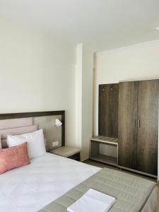Gallery image of Colibri in Kallithea Halkidikis +34 photos