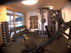Fitness centrum a/nebo fitness zařízení v ubytování Gästehaus Oben am Berg