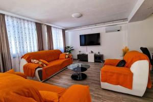 Μια τηλεόραση ή/και κέντρο ψυχαγωγίας στο Infinity - Attractive villa for rest and relaxation