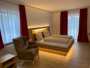 Postel nebo postele na pokoji v ubytování Hotel-Landgasthof Ploss
