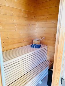 Fotografie z fotogalerie ubytování Summer cabin by the sea Holmsbu. (40 min from Oslo) v destinaci Asker