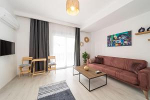 Posezení v ubytování Comfortable Modern Flat with Balcony in Muratpasa