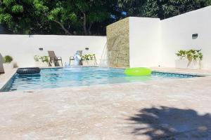 Fotografie z fotogalerie ubytování Villa Estrella 3Br- Pool -WiFi-BBQ-Free Parking v destinaci Santiago de los Caballeros