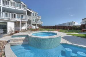 Gallery image of Latitude Adjustment MIBC201 in Mustang Beach