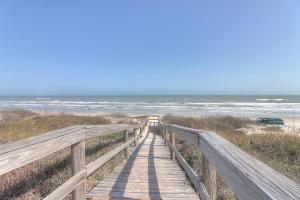 Gallery image of Latitude Adjustment MIBC201 in Mustang Beach