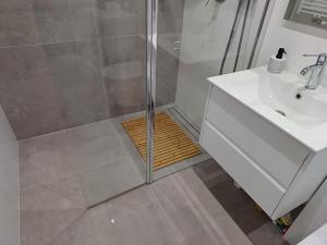 Kúpeľňa v ubytovaní MAK Apartment Grobla - free parking - 3 rooms