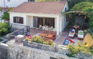 Balkón nebo terasa v ubytování Three-Bedroom Holiday Home In Crkvice