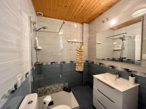 A bathroom at Casa Carlos