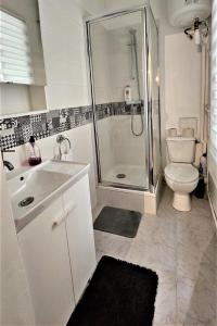 Kúpeľňa v ubytovaní studio au cœur Montmartre + 6 fotografií