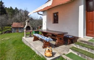 Zahrada ubytování Nice Home In Brod Na Kupi