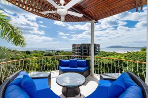 Foto sihtkohas Tamarindo asuva majutusasutuse Monte Perla 3 Ocean View Condo in the Heart of the Action! galeriist