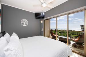 Foto sihtkohas Tamarindo asuva majutusasutuse Monte Perla 3 Ocean View Condo in the Heart of the Action! galeriist