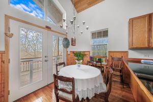 Φωτογραφία από το άλμπουμ του Beautiful home in Beach Park IL σε Beach Park +3 φωτογραφίες