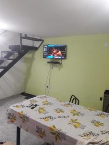 TV a/nebo společenská místnost v ubytování Barrancas Alquiler por día