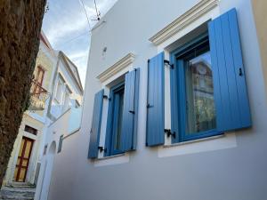 The building in which a vendégházakat is located