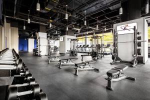Fitness centrum a/nebo fitness zařízení v ubytování JW Marriott Edmonton ICE District