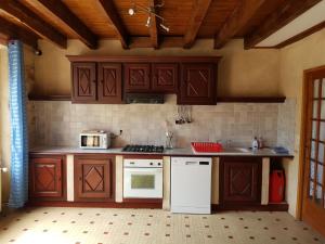 Zdjęcie z galerii obiektu Gîte La Garrigue, de 2 à 6 personnes w mieście Paulinet +14 zdjęć