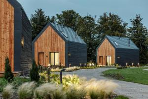 Το κτήριο όπου στεγάζεται  η παραθεριστική κατοικία