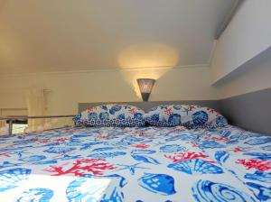 Posteľ alebo postele v izbe v ubytovaní Lavanda apartment