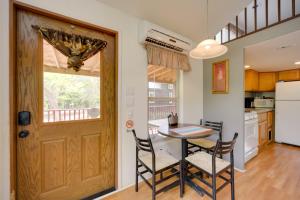 Gallery image of Pet-Friendly Hill Country Cabin with Shared Hot Tub! in Fredericksburg +32 photos