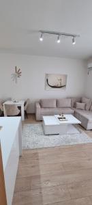 Posezení v ubytování Adrijana Apartments