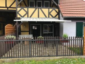 Budynek, w którym mieści się apartament