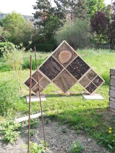 A garden outside Schmankerl und Gast