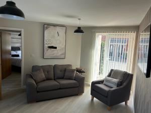Chapel Court Apartments的休息区