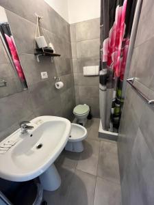 Ένα μπάνιο στο Piccolo Hotel di Lavagna