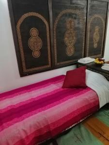 Dar Ines客房内的一张或多张床位