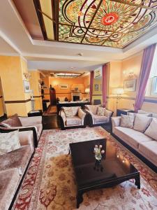 Istumisnurk majutusasutuses Alexa Hotel
