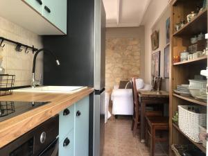 A kitchen or kitchenette at Hospitality M7