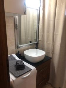 A bathroom at Hospitality M7