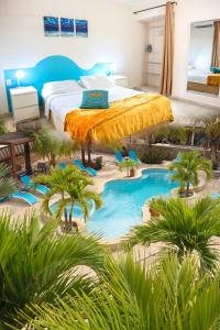 Bazén v ubytování Aqua Viva Suites nebo v jeho okolí