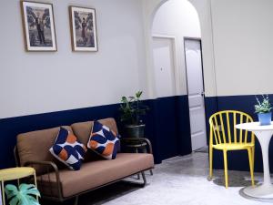 Posezení v ubytování Yam Yen Hostel + 37 fotografií