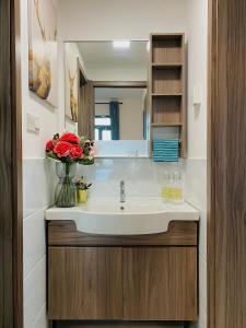Bilik mandi di SeaView 2-bedroom Fully Furnished Apartment Forest City #freeWIFI