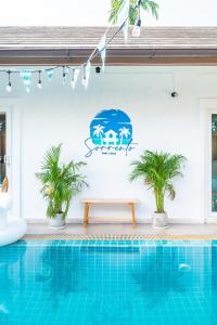 Bazén v ubytování Sorrento Pool Villa Bang Lamung Pattaya nebo v jeho okolí