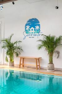 Bazén v ubytování Sorrento Pool Villa Bang Lamung Pattaya nebo v jeho okolí