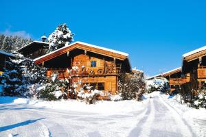 Chalet in Fügen near Spieljochbahn v zime
