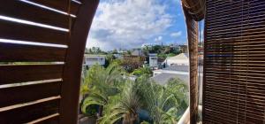 Foto sihtkohas Saint-Pierre asuva majutusasutuse Le Victoria, vue mer et montagne galeriist