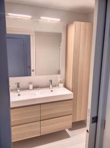 Łazienka w obiekcie Résidence Graziella Appartement 621