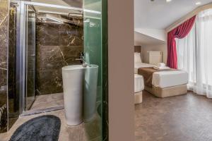 Koupelna v ubytování Baymari Suites Design Florya