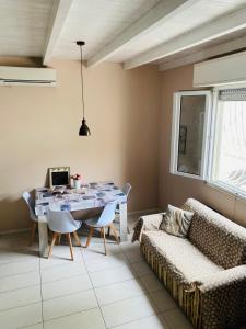 Posezení v ubytování Casa vacanze "La pavoncella sarda " vicinissima al mare