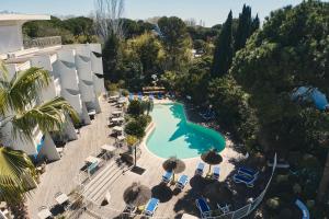 Бассейн в Hotel Le Quetzal или поблизости